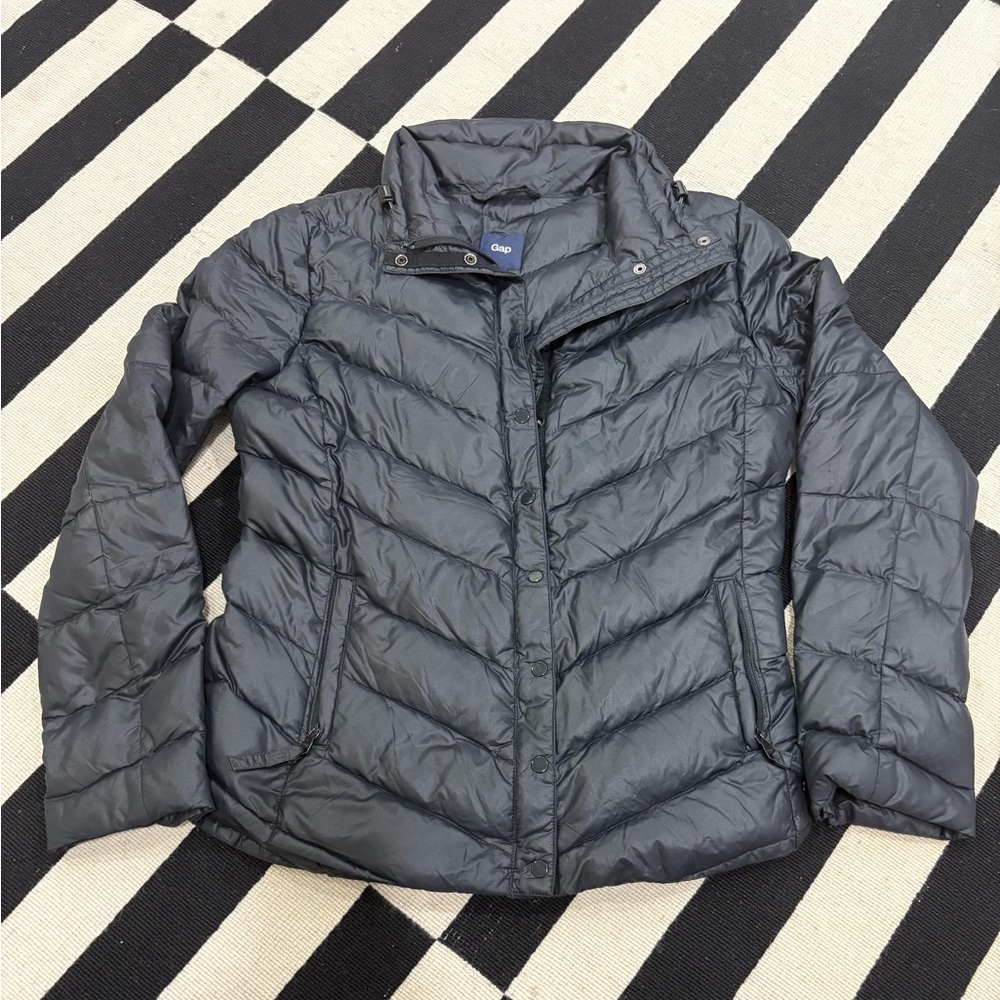 GAP Charcoal Puffer Jacket